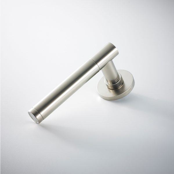 Balfour Lever Handle On Rose